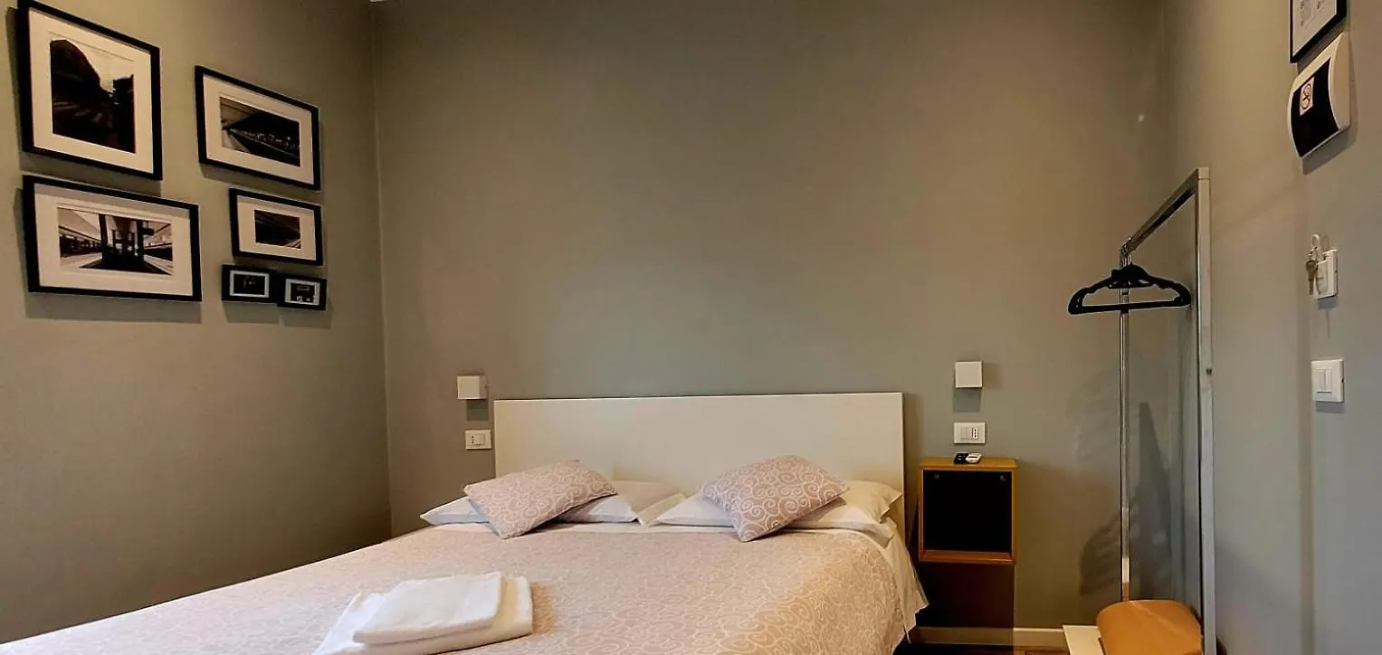 Al Binario Brescia Hotel Guest house