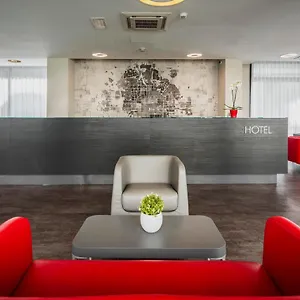 ホテル Fasthotel Linate, セグラーテ