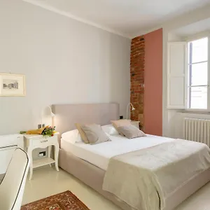 https://toselli-new-suite.it-tuscanyhotel.com