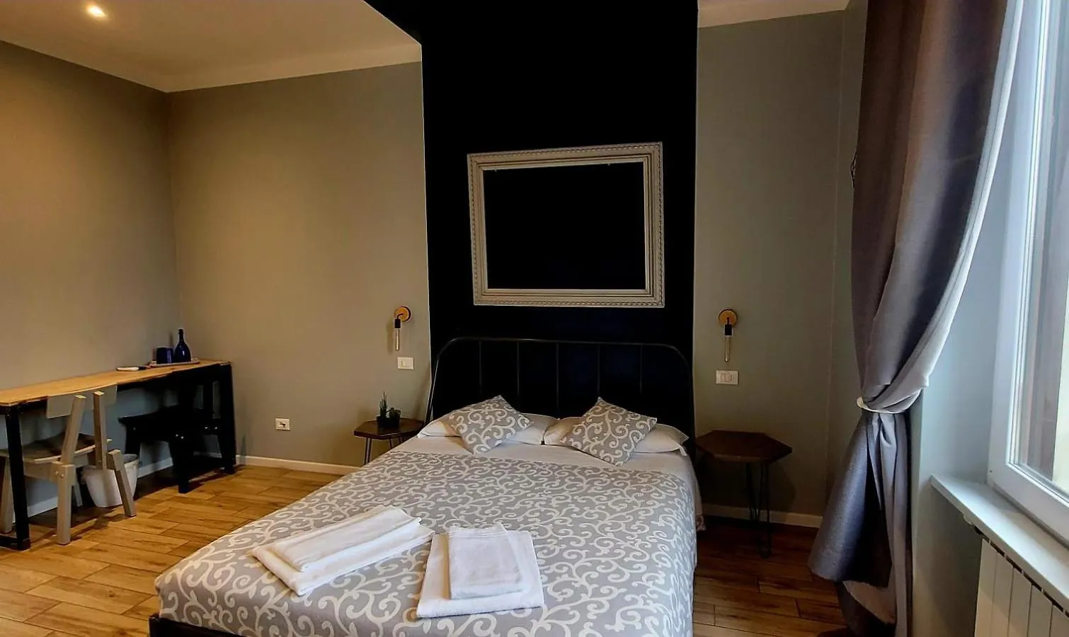 Al Binario Brescia Otel 2*,