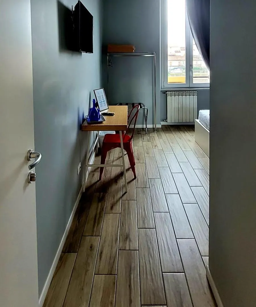 Konukevi Al Binario Brescia Otel